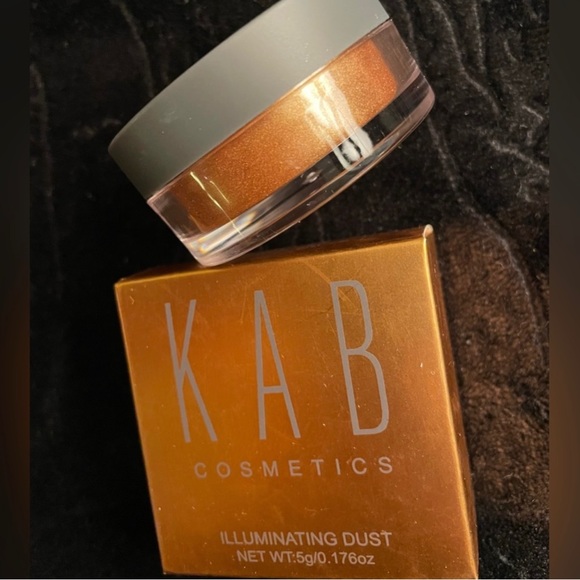 KAB Illuminating Dust in Golden Hour - Picture 2 of 7